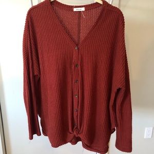 Waffle v-neck sweater